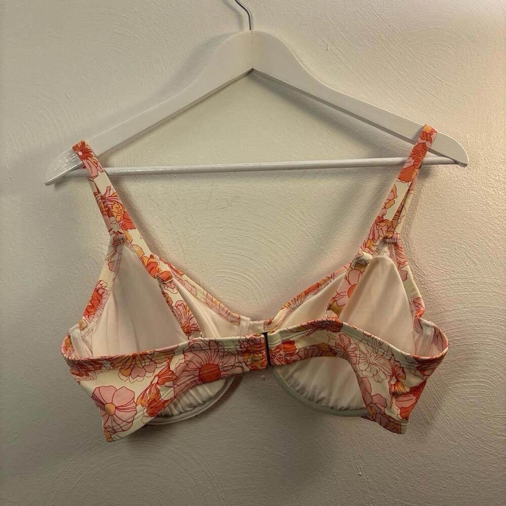 Shade & Shore Floral Bikini Top Size 36DD - Picture 2 of 4
